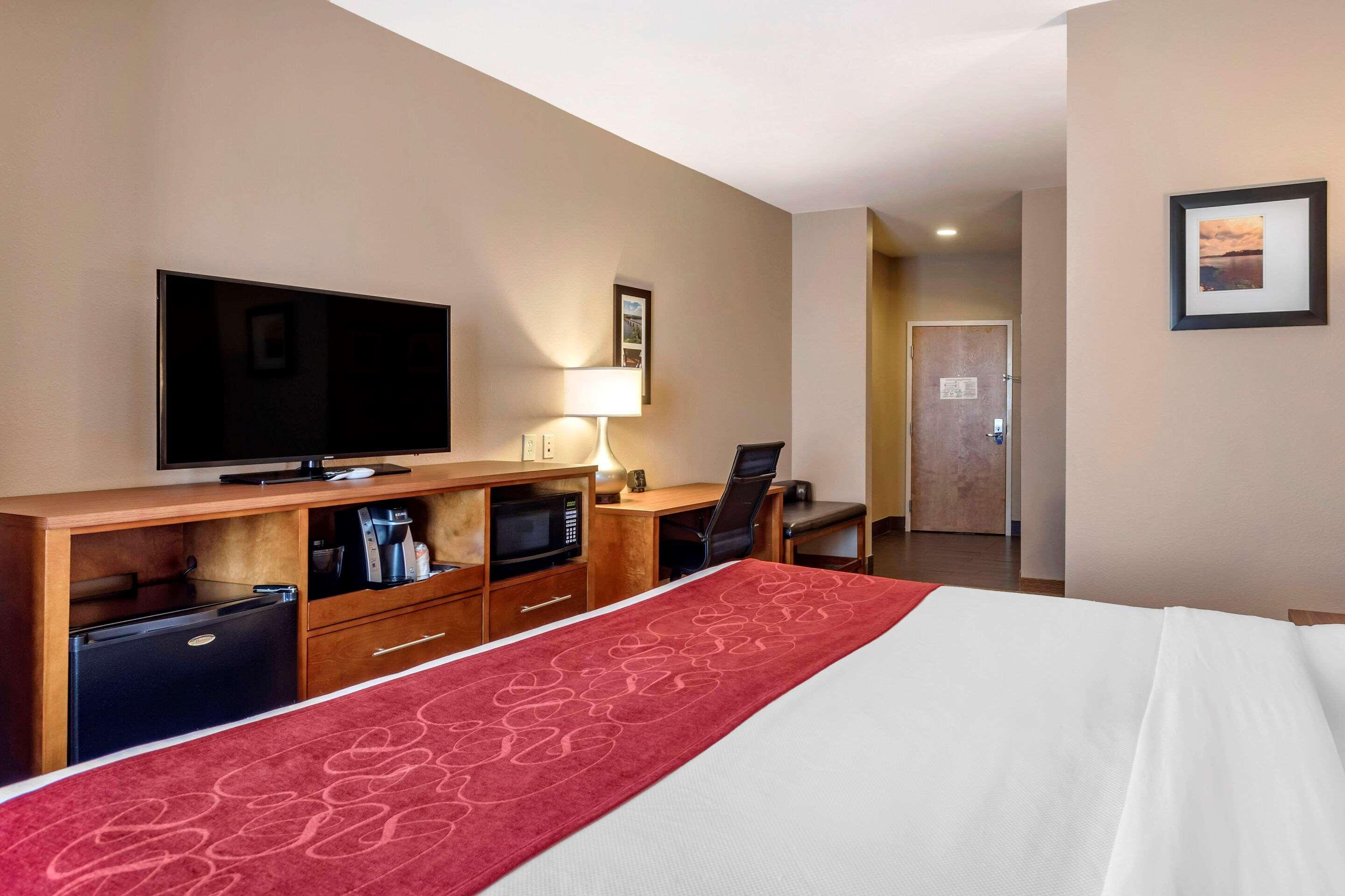 Comfort Suites Florence Shoals Area Esterno foto