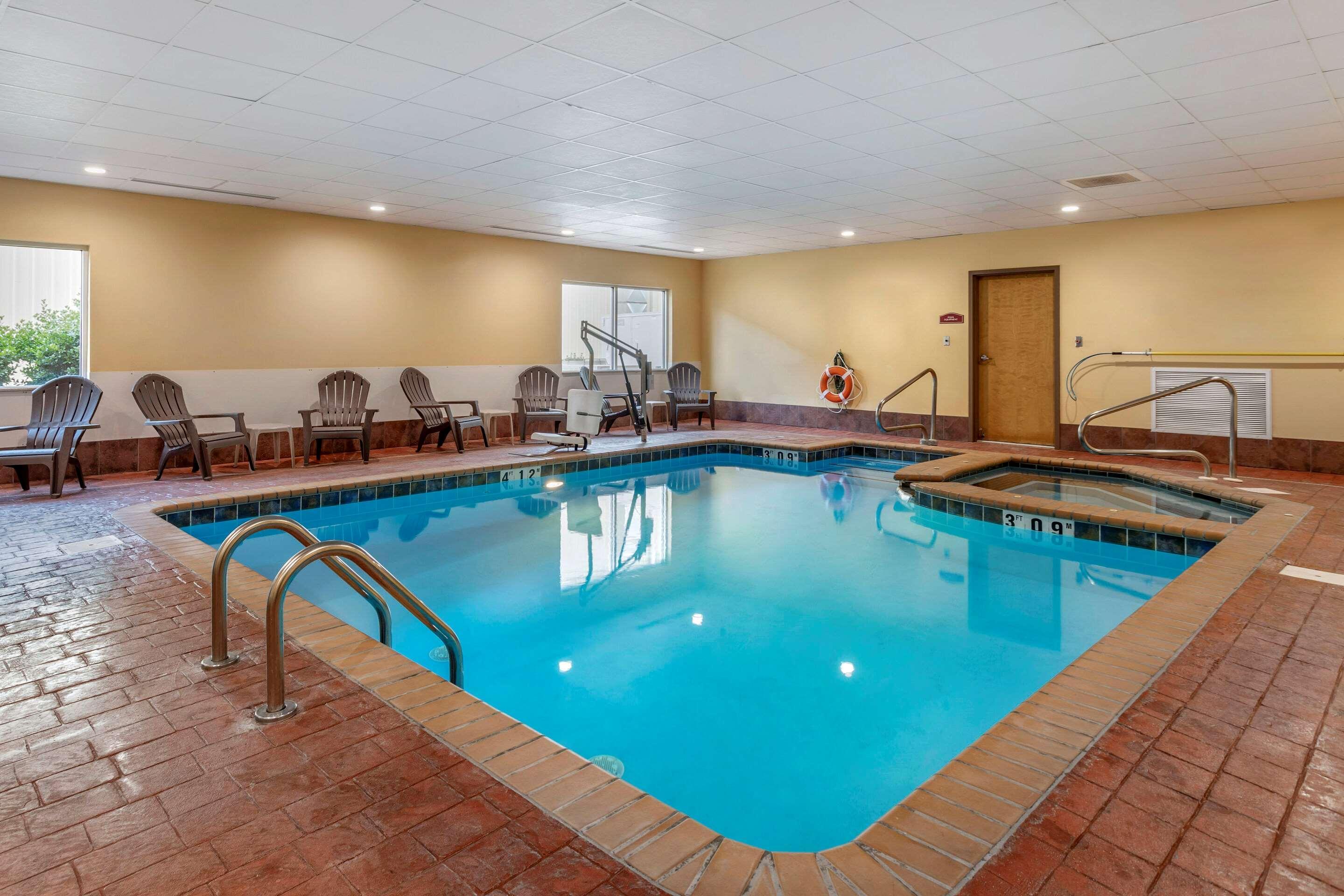 Comfort Suites Florence Shoals Area Esterno foto