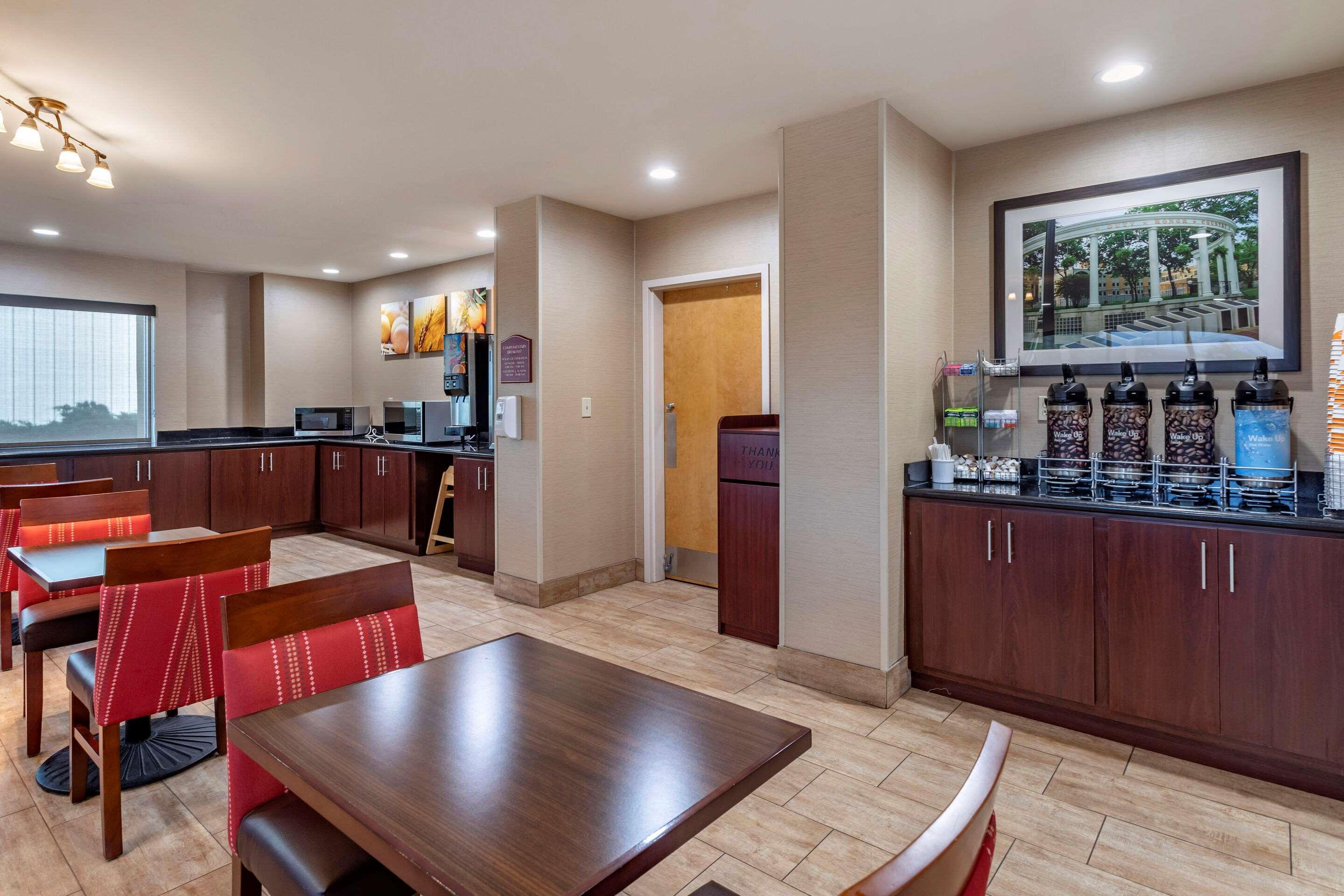 Comfort Suites Florence Shoals Area Esterno foto