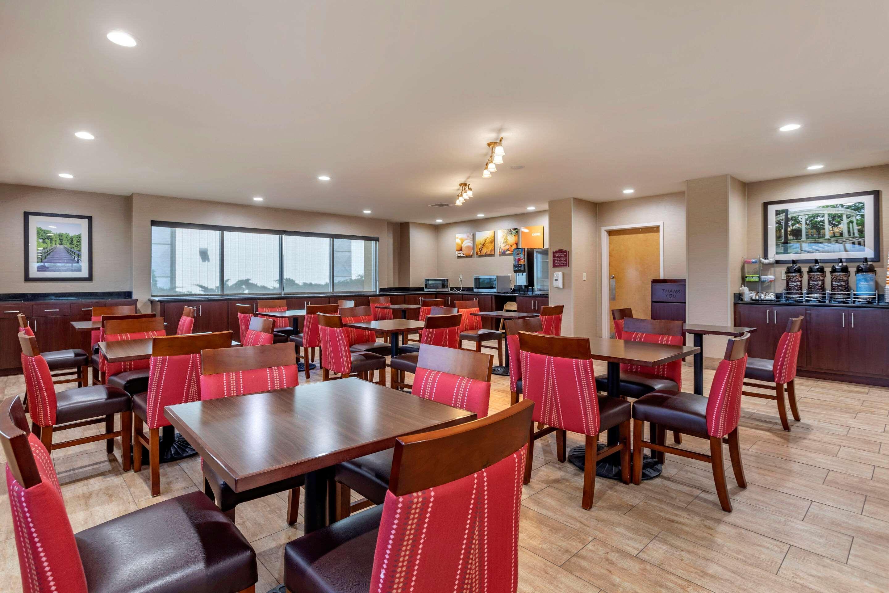 Comfort Suites Florence Shoals Area Esterno foto
